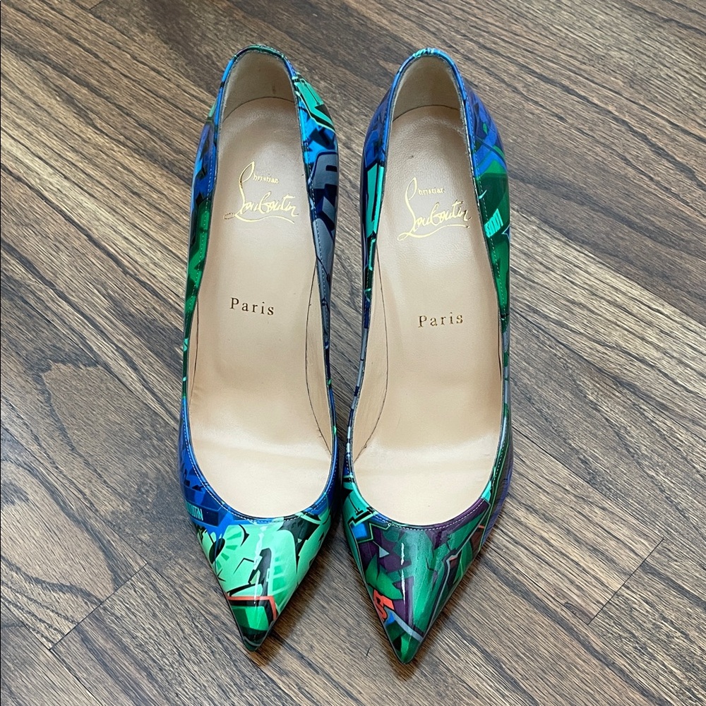Christian Louboutin Pigalle Follies 100mm Patent Metrograf Pumps in Taiga Green - Picture 3 of 14